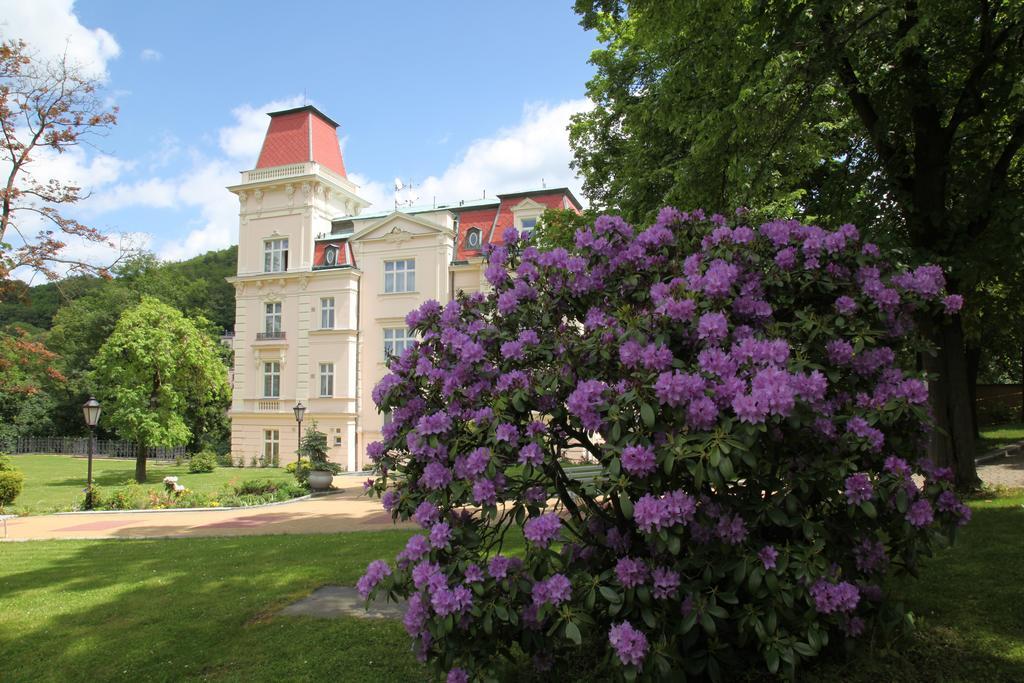 Bristol Vila Tereza Karlovy Vary Esterno foto