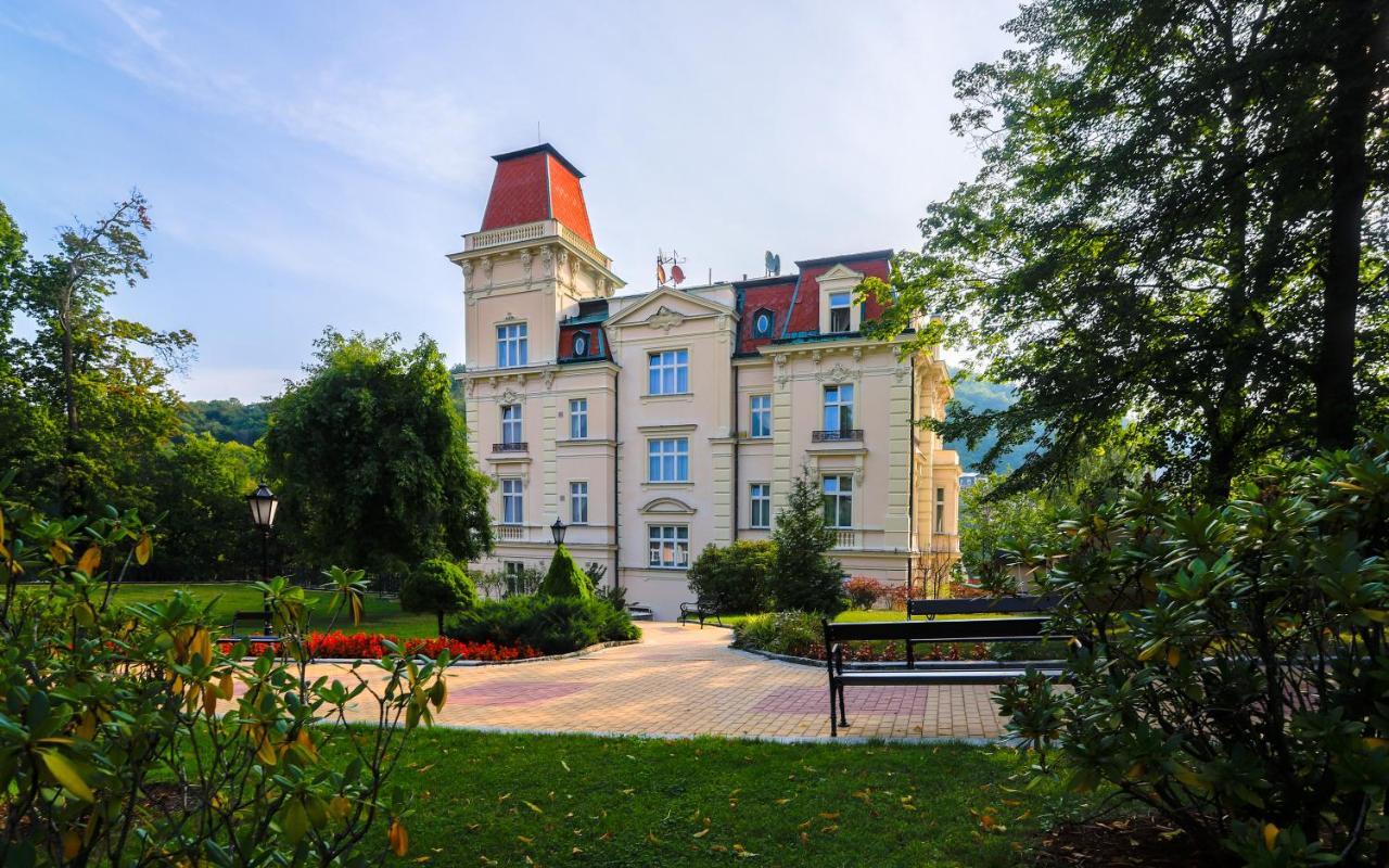 Bristol Vila Tereza Karlovy Vary Esterno foto